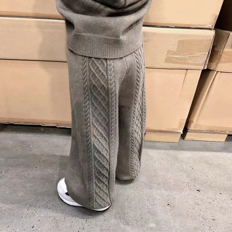 Kids’ Spring/Autumn 2-Piece Set – Letter Print Top & Elastic Pants - Image 10