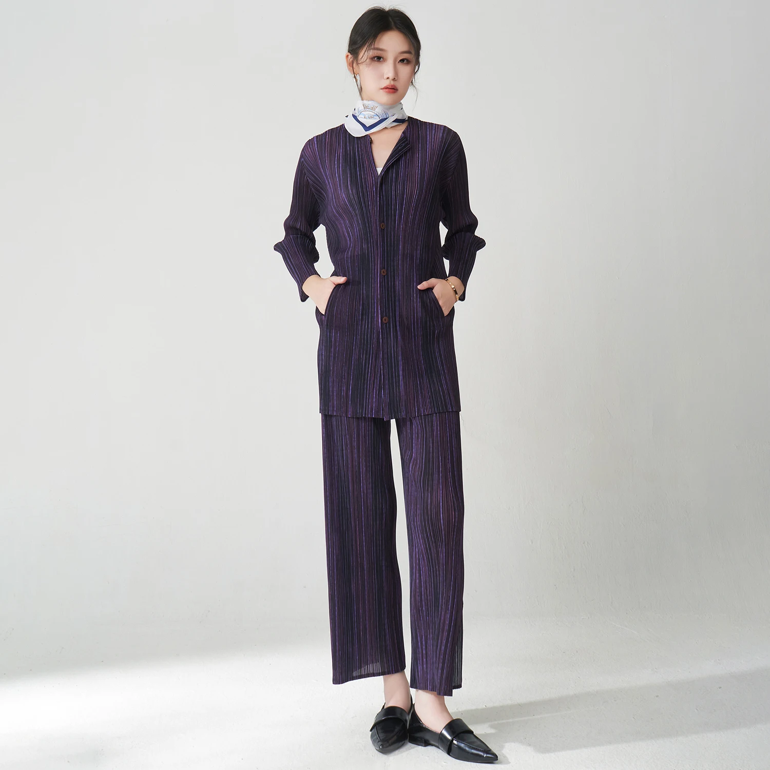 Women’s 2-Piece Fashion Set – Cardigan Top & Printed Pants Casual Outfit - Image 5