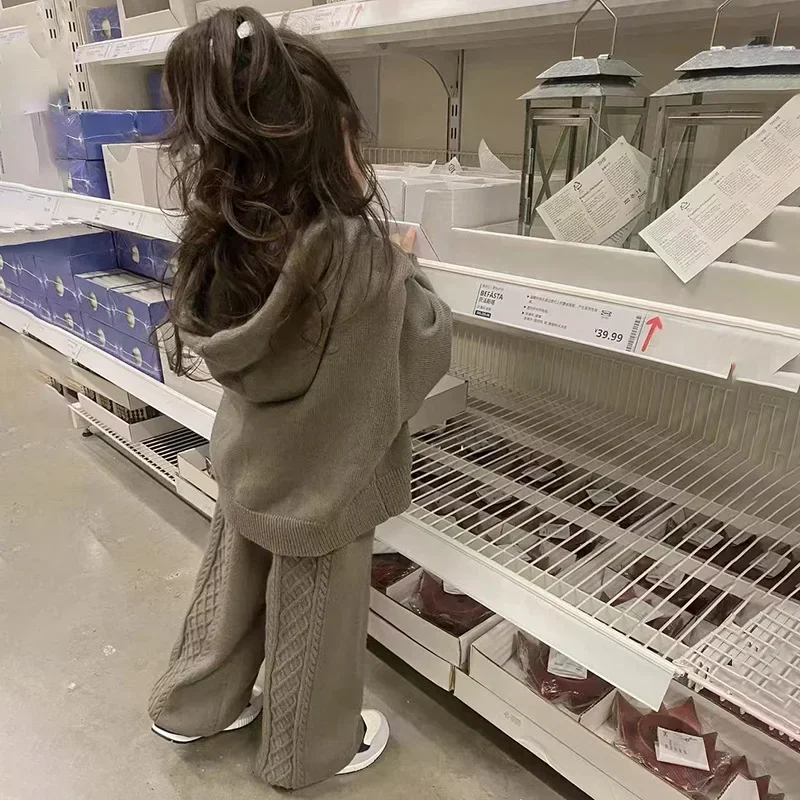 Kids’ Spring/Autumn 2-Piece Set – Letter Print Top & Elastic Pants