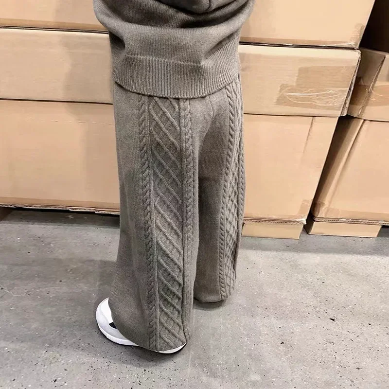 Kids’ Spring/Autumn 2-Piece Set – Letter Print Top & Elastic Pants - Image 6