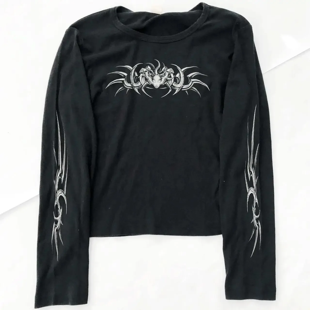 Woman Gothic Y2K O-Neck Long Sleeve Skull Crop Top - Image 2