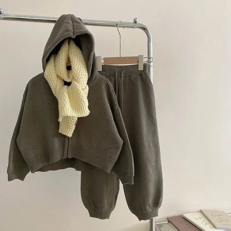 Kids’ Spring/Autumn 2-Piece Set – Letter Print Top & Elastic Pants - Image 15