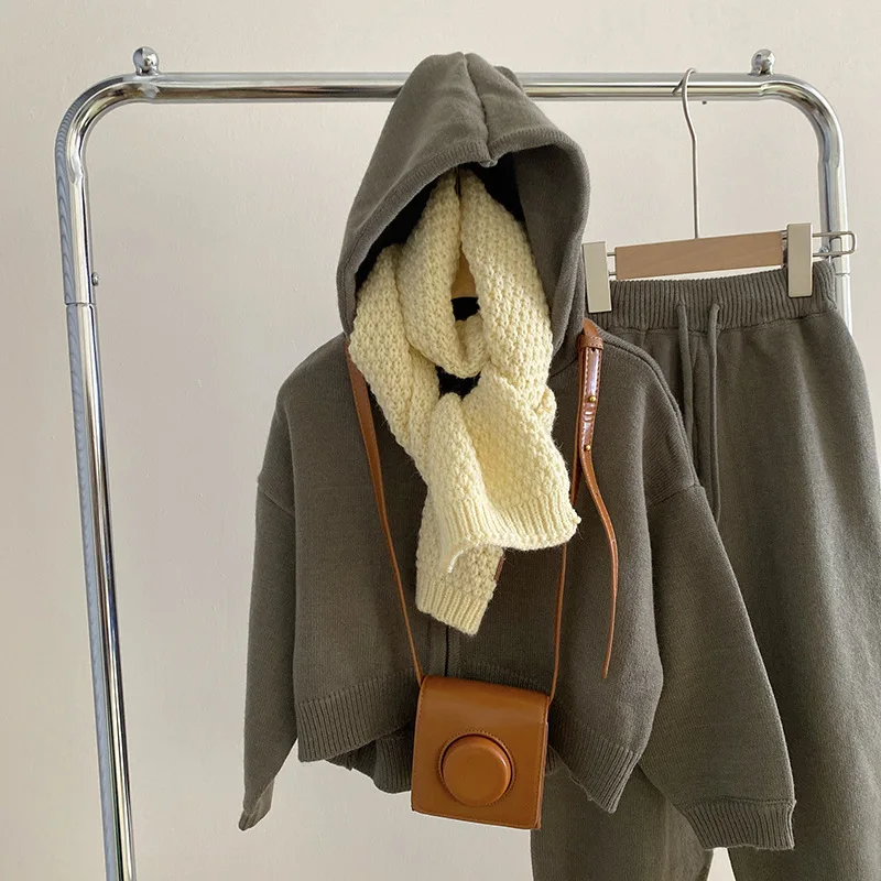 Kids’ Spring/Autumn 2-Piece Set – Letter Print Top & Elastic Pants - Image 14